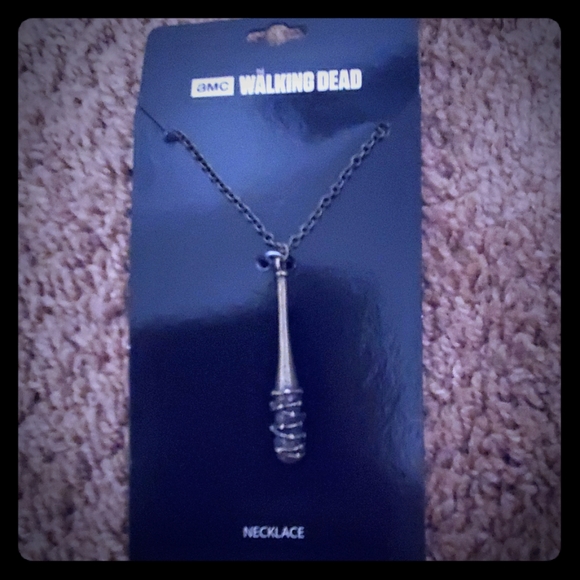 Amc Other - The Walking🎁 dead necklace